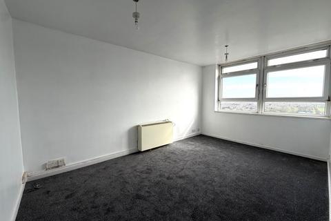 1 bedroom flat for sale, 89 Laburnum House, Bradwell Avenue, Dagenham, RM10 7AF