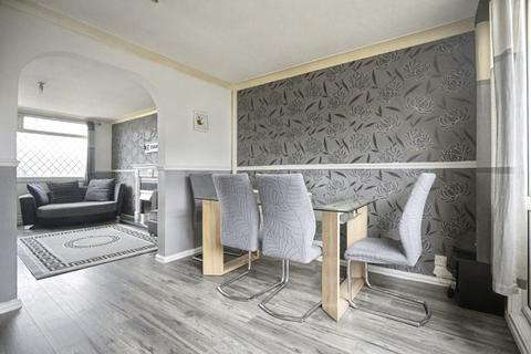 undefined, 16 Stonecliffe Gardens, Leeds, LS12 5BA