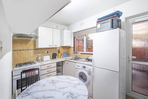 1 bedroom flat to rent, Langford Road, Cockfosters, Barnet, EN4