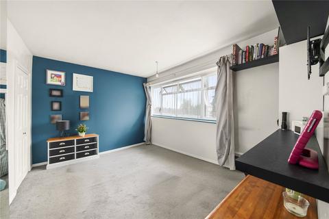 2 bedroom maisonette for sale, Nursery Waye, Uxbridge, UB8