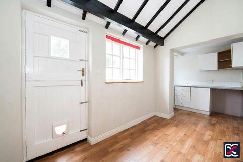 undefined, Bliss Lane, Flore NN7