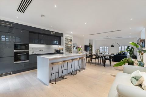 2 bedroom flat for sale, Bubbling Well Square, London SW18