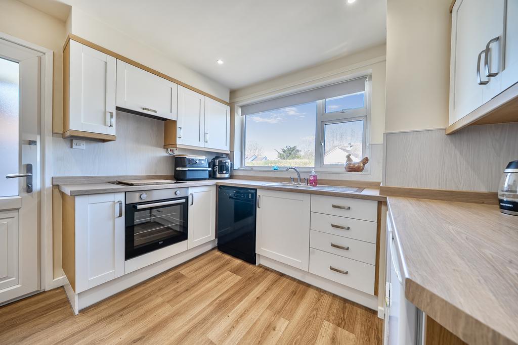 Kitchen / Breakfast Room