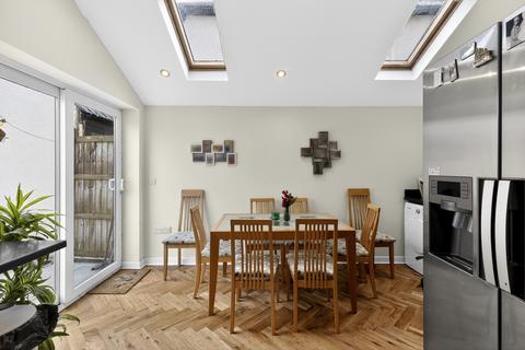 undefined, Mead Road, Cheltenham, GL53