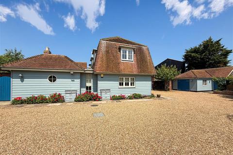 undefined, High Street, Burnham-On-Crouch