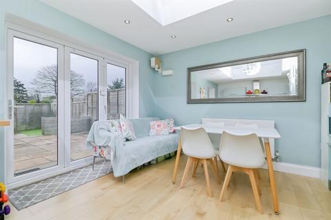 undefined, Fairfield Rise, Llantwit Major