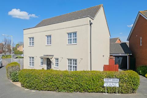 4 bedroom detached house for sale, Swift Drive, Stowmarket, IP14