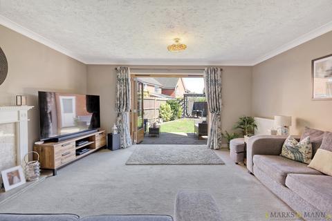 4 bedroom detached house for sale, Swift Drive, Stowmarket, IP14