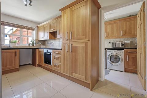 4 bedroom detached house for sale, Swift Drive, Stowmarket, IP14