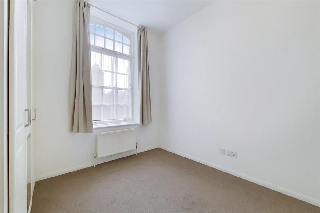 4 Main Bedroom-1.jpg