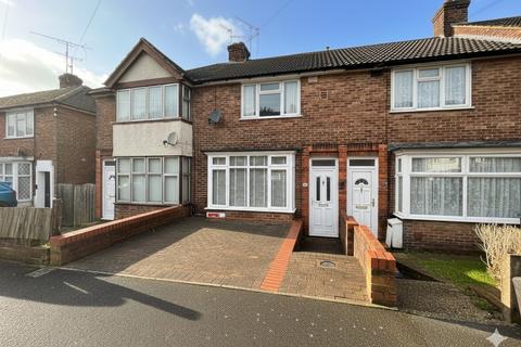 undefined, Pomfret Avenue, Luton, Bedfordshire, LU2 0JL