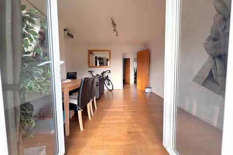 2 bedroom flat for sale, Marine Drive, Barking, IG11