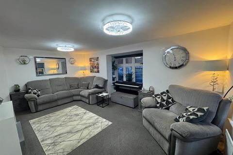 3 bedroom end of terrace house for sale, Gatekeeper Hill, Curbridge, Southampton