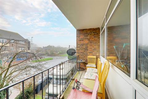 1 bedroom flat for sale, Rectory Road, Worthing, BN14