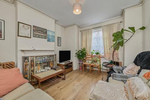3 bedroom terraced house for sale, Lydden Grove, Wandsworth, London, SW18