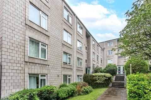undefined, Montague Hill South, Bristol BS2
