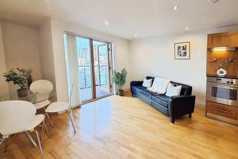2 bedroom apartment for sale, Mackenzie House, Chadwick Street