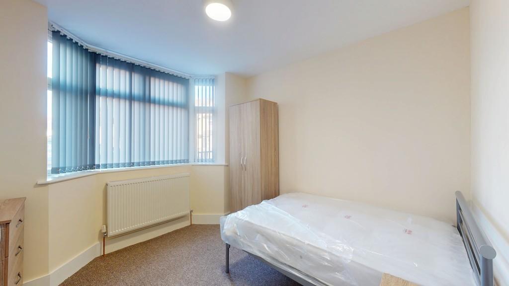 Bedroom 1 - Angle 1
