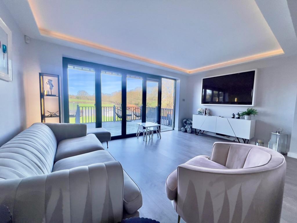 Loungmiddle