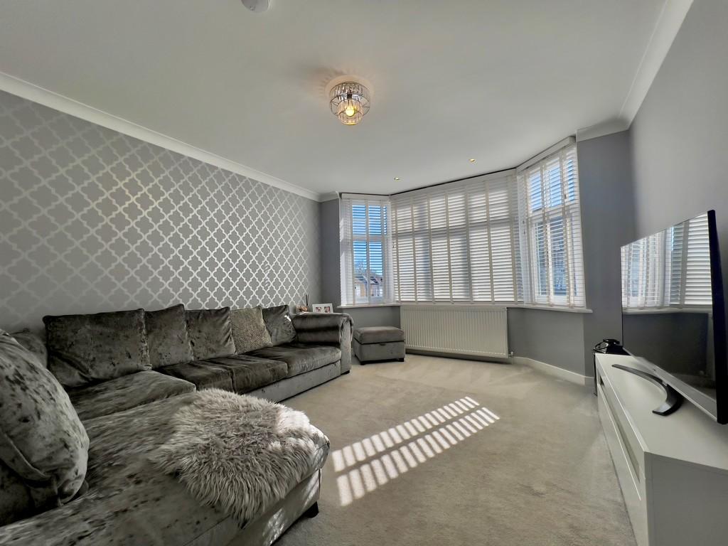 Frontloungemidd