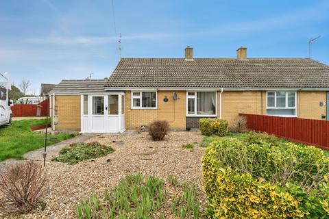 2 bedroom semi-detached bungalow for sale, Knights Close, Doddington, March