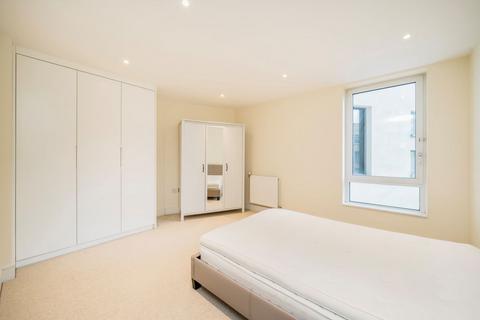 1 bedroom flat to rent, Keymer Place, London E14