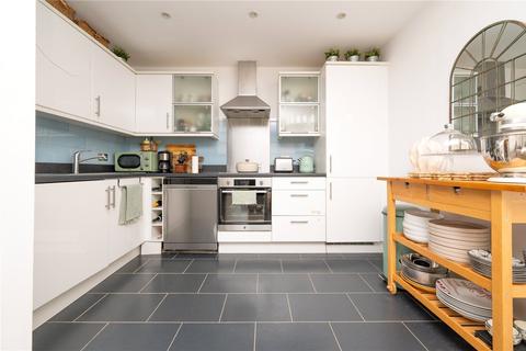 2 bedroom flat for sale, Hatfield Road, St. Albans, Hertfordshire