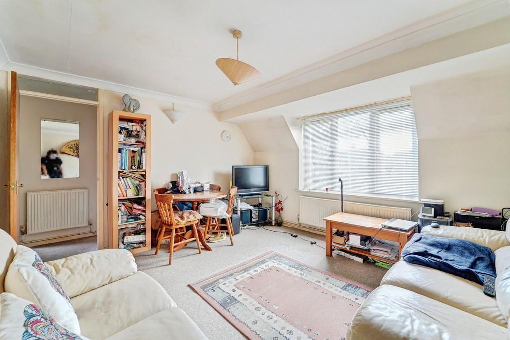 Livingroomshot3