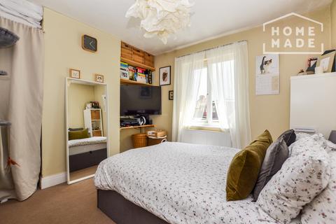 undefined, Twickenham Road, TW13