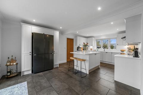 4 bedroom detached house for sale, Gainsford End, Halstead CO9