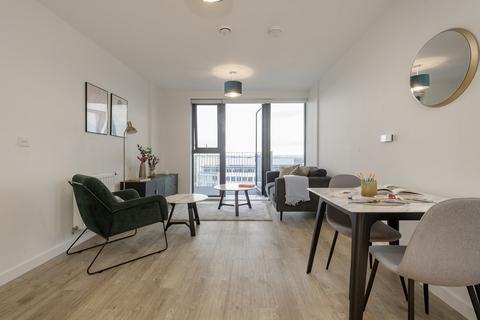 1 bedroom flat to rent, at Manchester, Viscount House 8, Lakeside Drive NW10