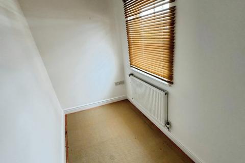 4 bedroom semi-detached house for sale, Nesfield Road, Derby DE7