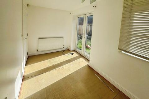 4 bedroom semi-detached house for sale, Nesfield Road, Derby DE7
