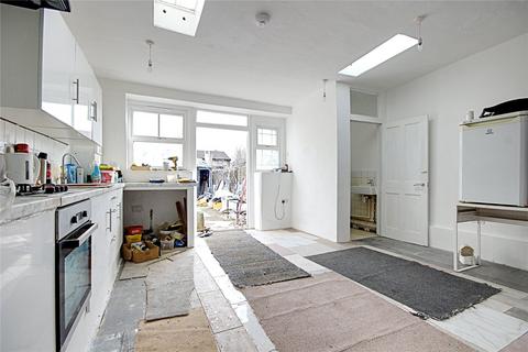 4 bedroom terraced house to rent, Alma Road, Enfield, Middlesex, EN3