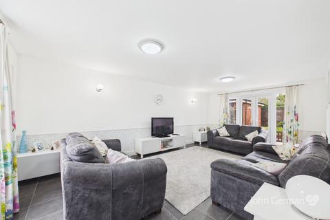4 bedroom detached house for sale, Pebble Lane, Ravenstone