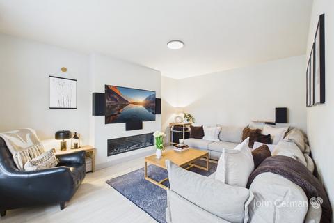 undefined, Claymills Close, Burton-on-Trent