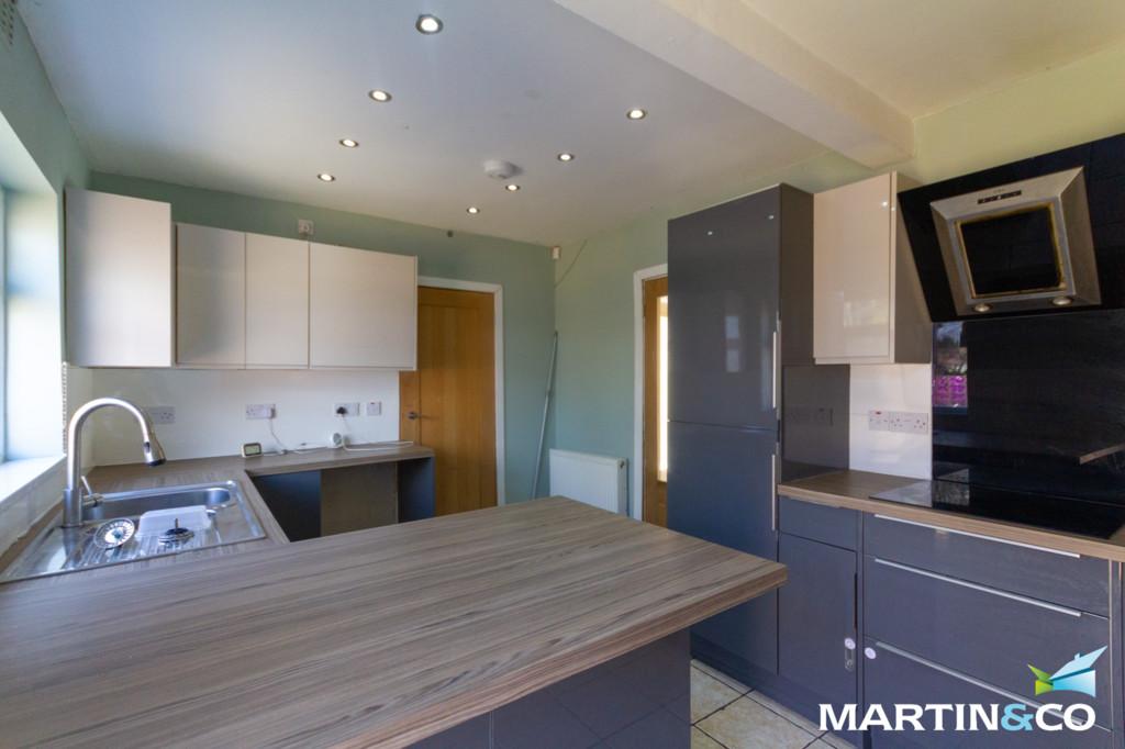 House in Northfield - View 3