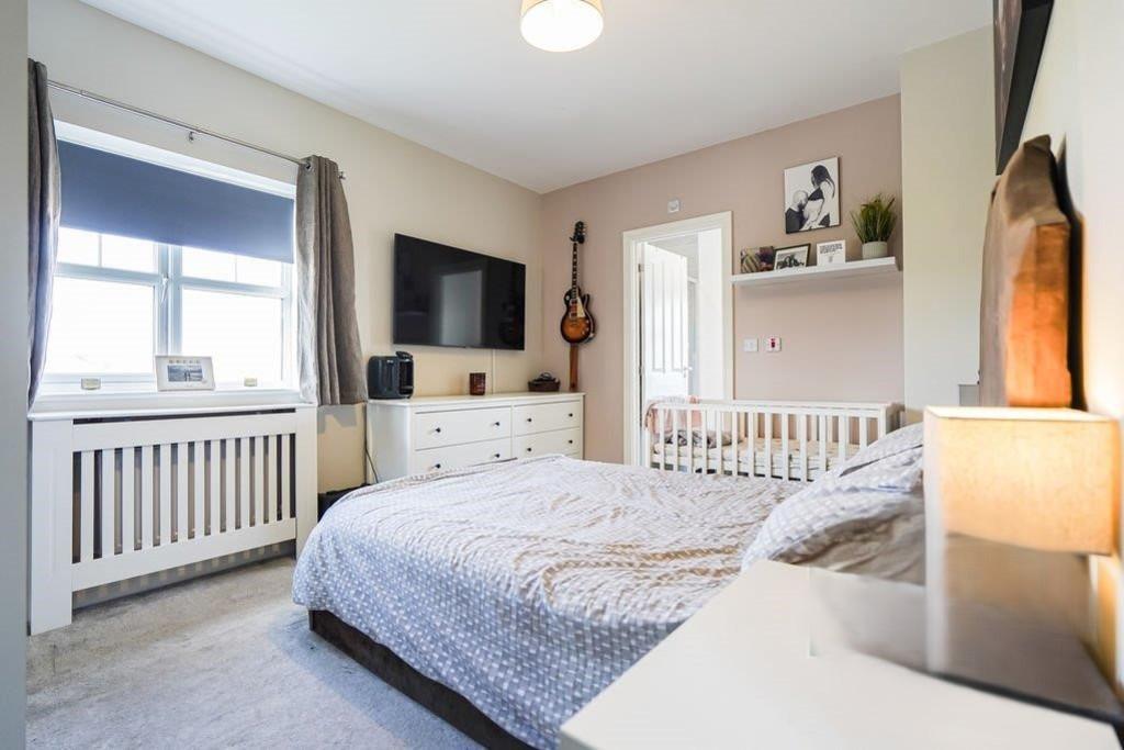 Bedroom1-001