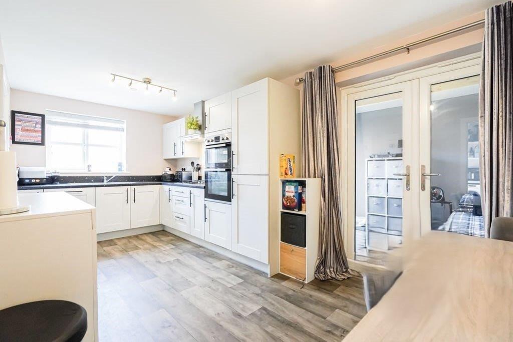Kitchen-007