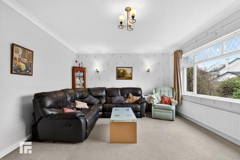 undefined, Y Parc, Groesfaen, Pontyclun