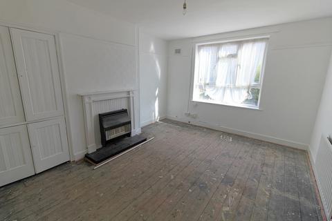 3 bedroom semi-detached house for sale, Schoolgate, Leicester