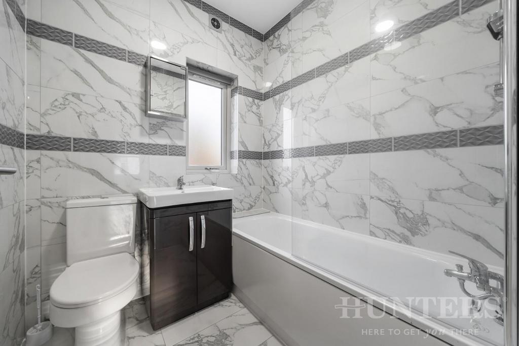 Flat 37, Higham Road N17 6 NQ-6.jpg