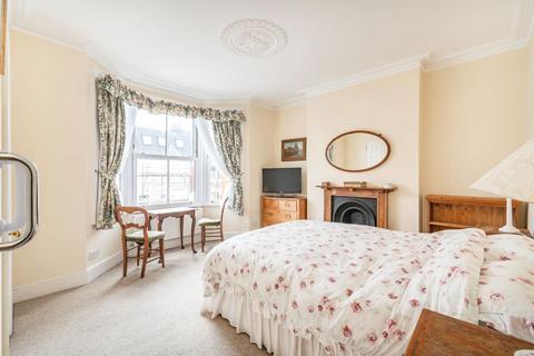 undefined, Queensmill Road, London SW6