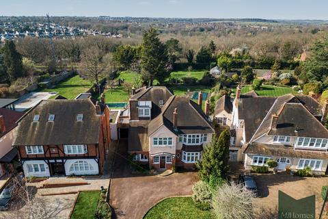 6 bedroom detached house for sale, The Chine, Grange Park, N21