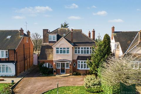 undefined, The Chine, Grange Park, N21