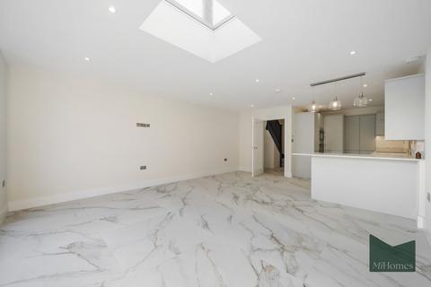 5 bedroom terraced house for sale, Netherlands Road, New Barnet