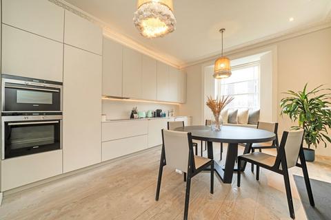 1 bedroom flat for sale, Chepstow Villas, London W11