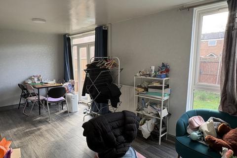 3 bedroom terraced house for sale, Davies Square, Manchester