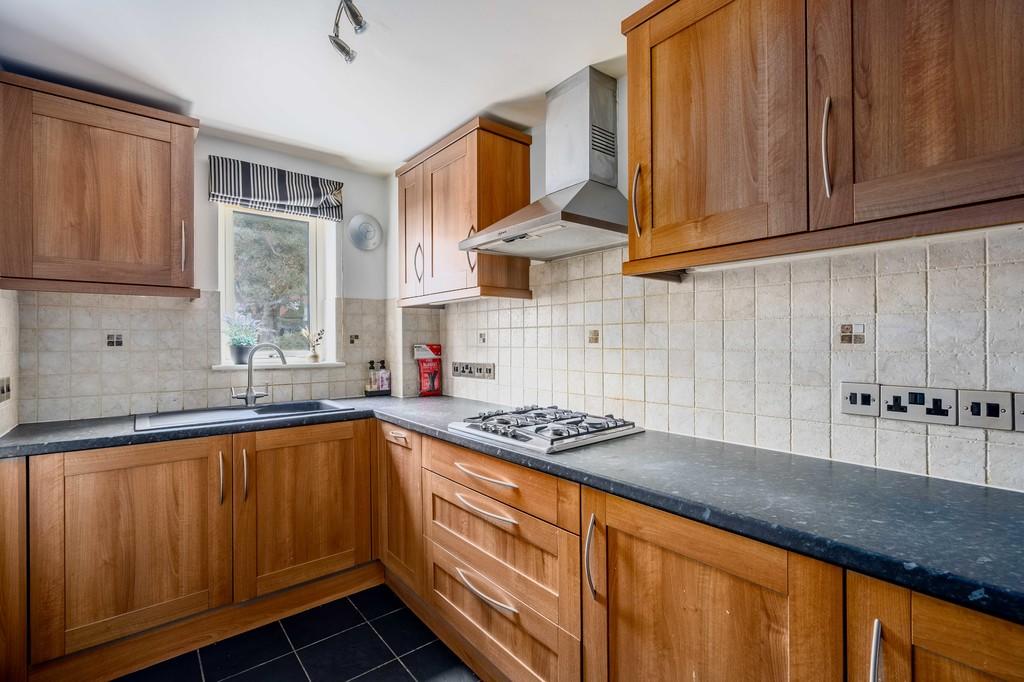 Garden Court, Canal Street, Chester, CH1 4 HA
