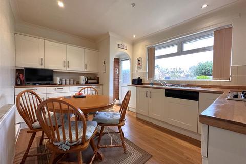 undefined, Valley Prospect, Newark